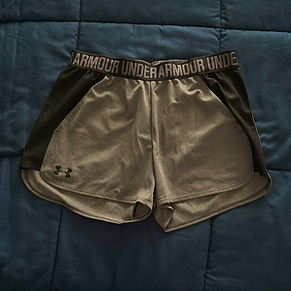 Undee Armour Running Shorts